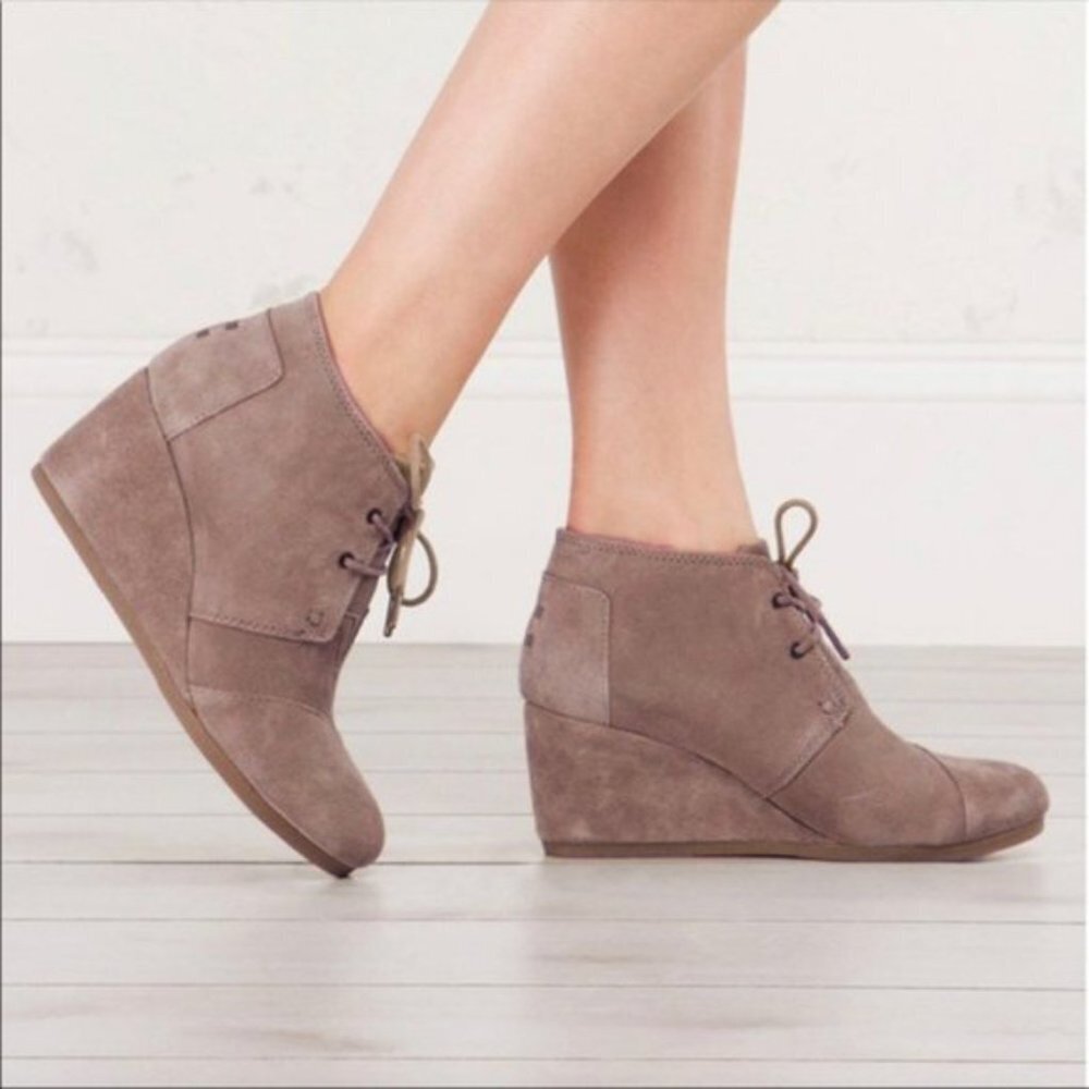 Toms Desert Suede Wedges Tan